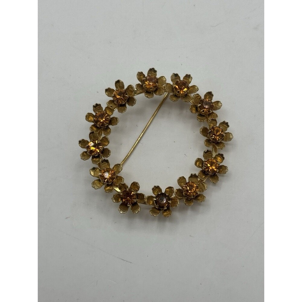 Vintage Circler Flower Amber Colored Stones Gold Brooch Pin Custome Jewerly